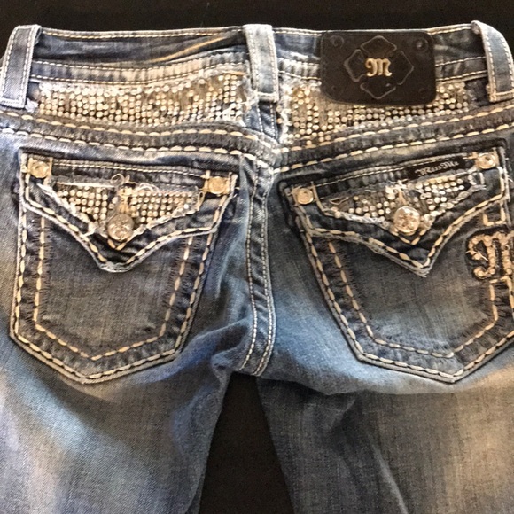 Too small - Picture 4 of 4